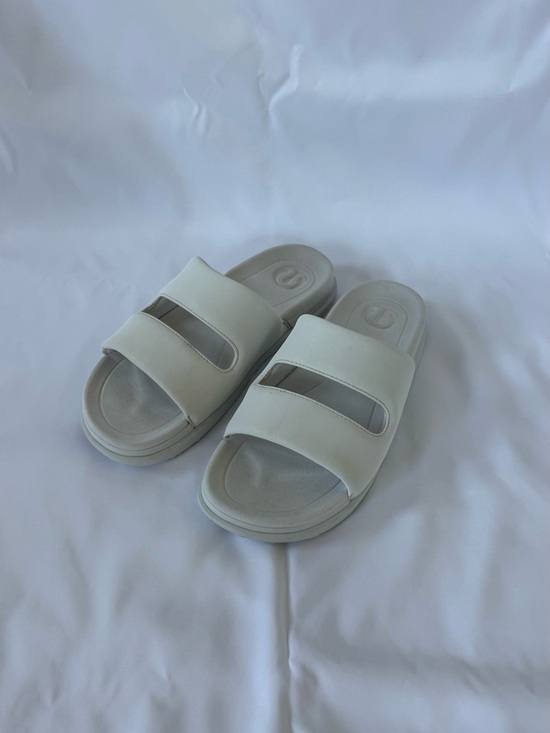 lululemon athletica Shoes - lululemon athletica Women's White Slide Sandals